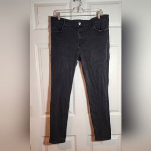 Zara Women Stretchy Black High-Rise Skinny Jeans US 14